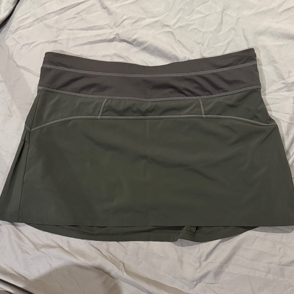 Athleta Black and Dark Green Skirt